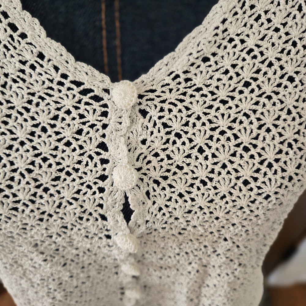 Crochet Cardigan Girls 16 - Picture 3 of 5